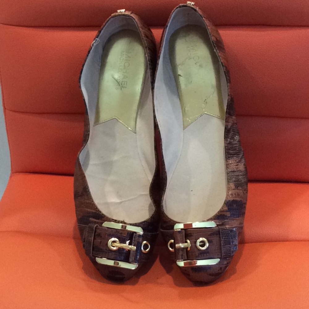 Michael Kors flats
